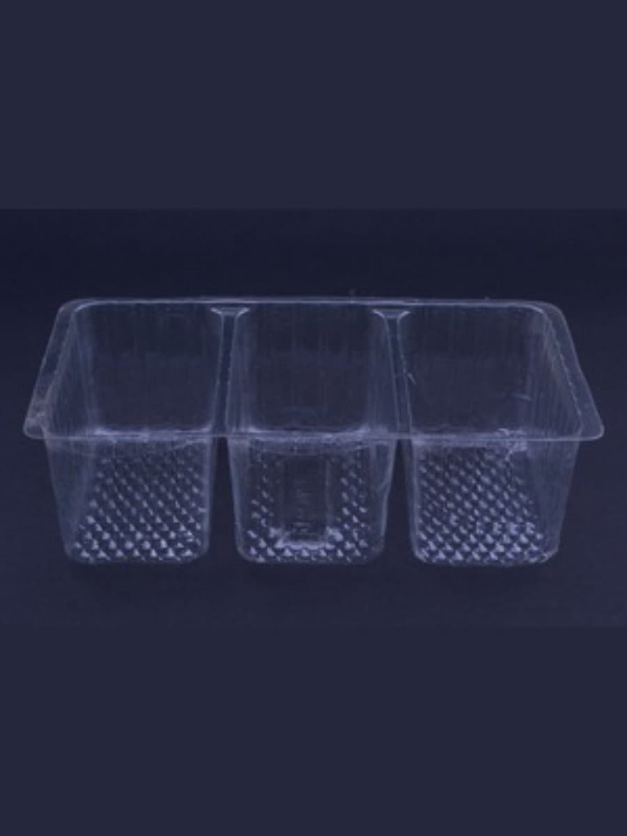 three-compartment packaging snacks, biscuits, and bakery goods tray
