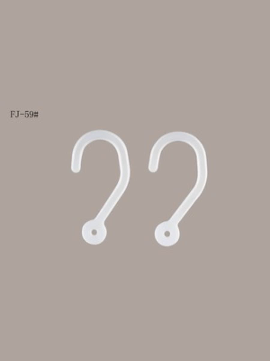 white plastic S-hooks