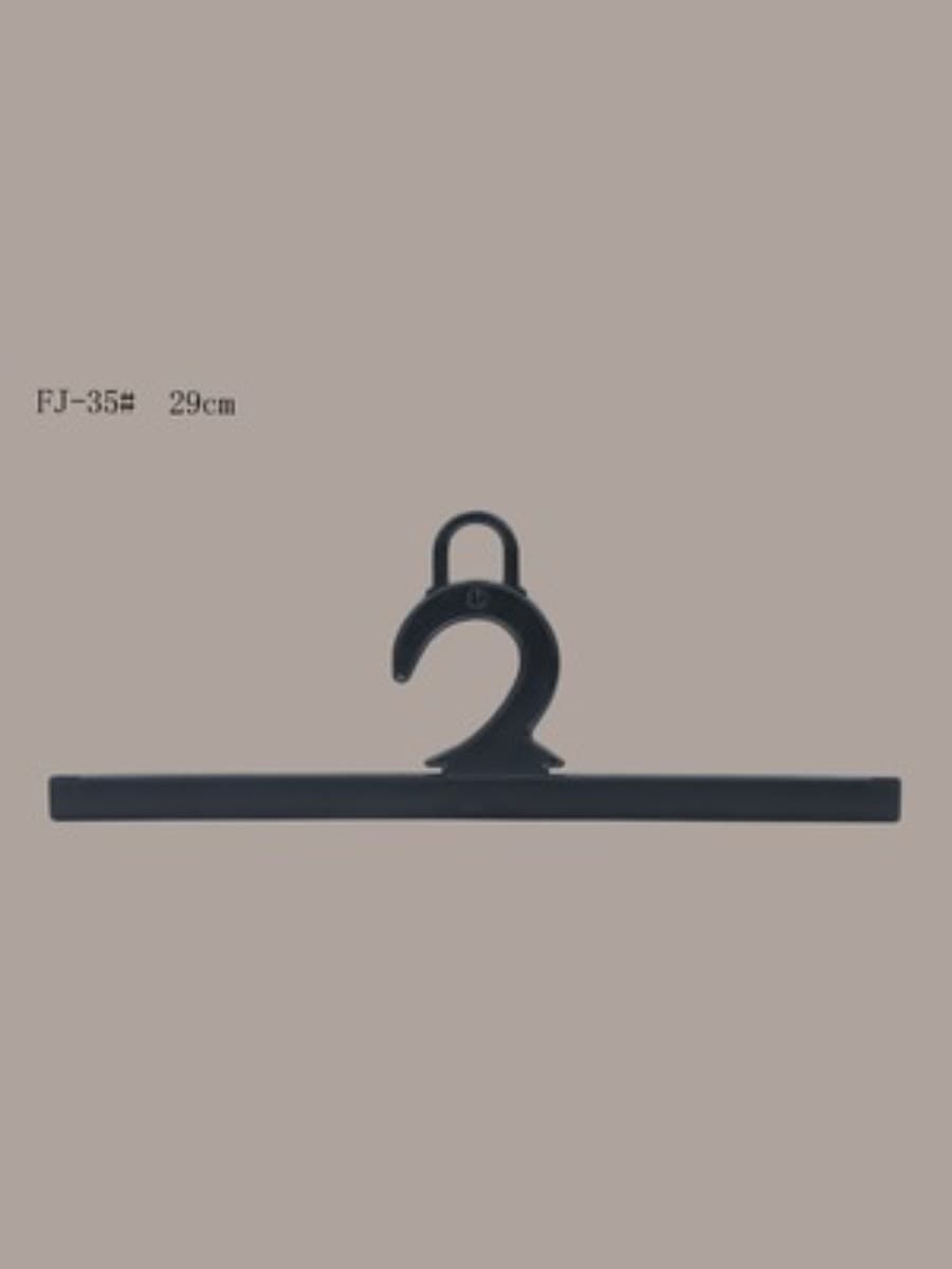 29cm black plastic hanger