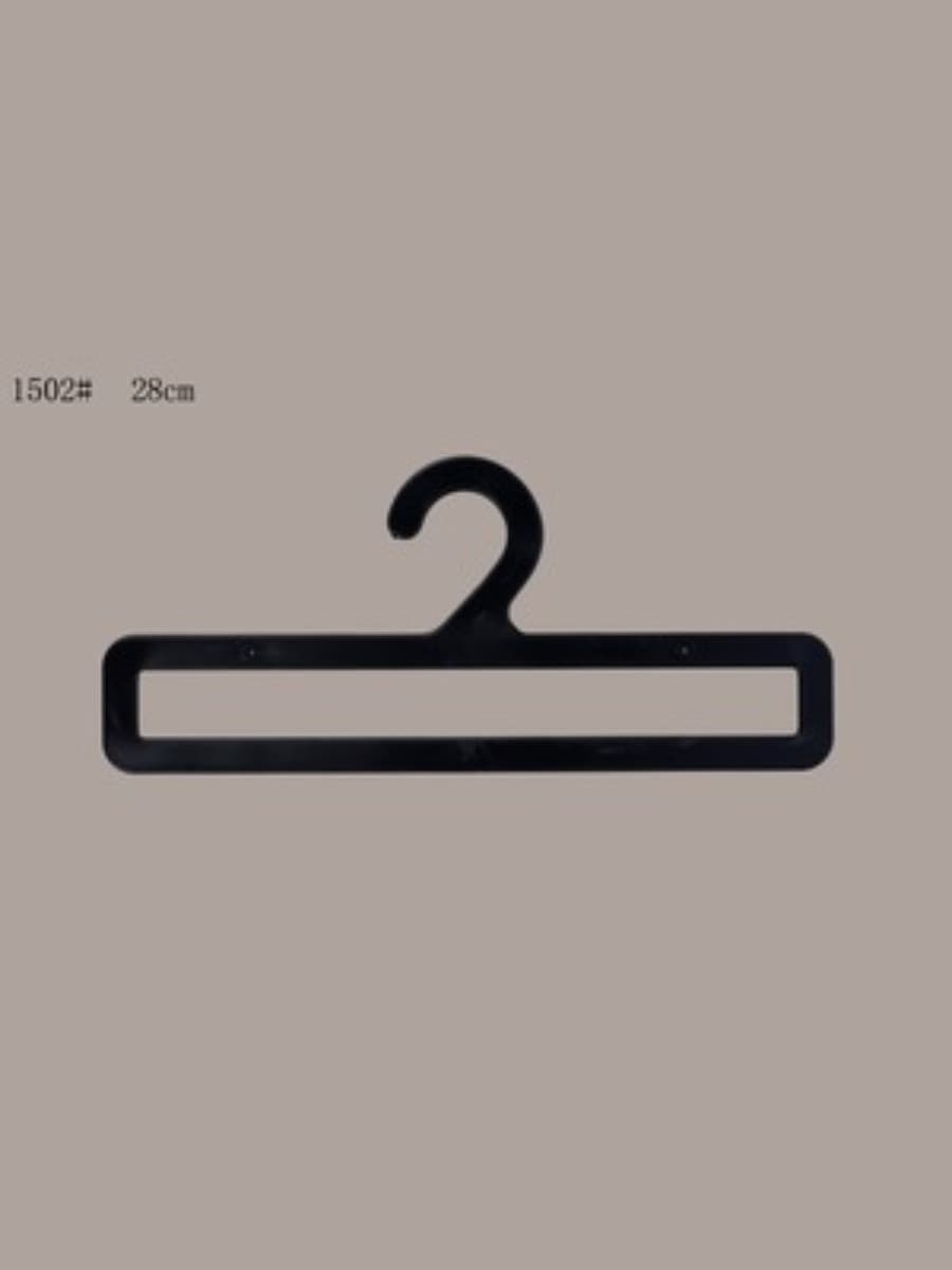 black plastic hanger 28cm